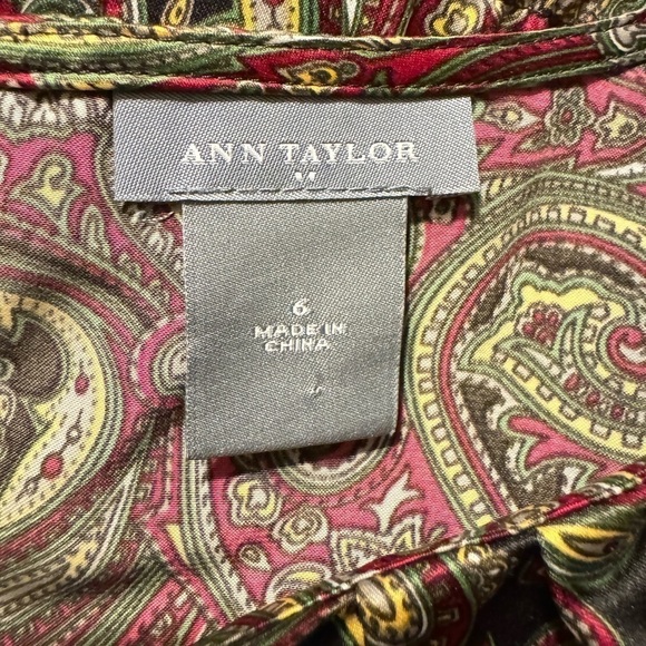 Ann Taylor Paisley Print Blouse Size 6 - Picture 4 of 6